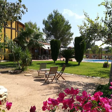 El Raco De La Pintora "Adults Only" Hotel Alberic Bagian luar foto