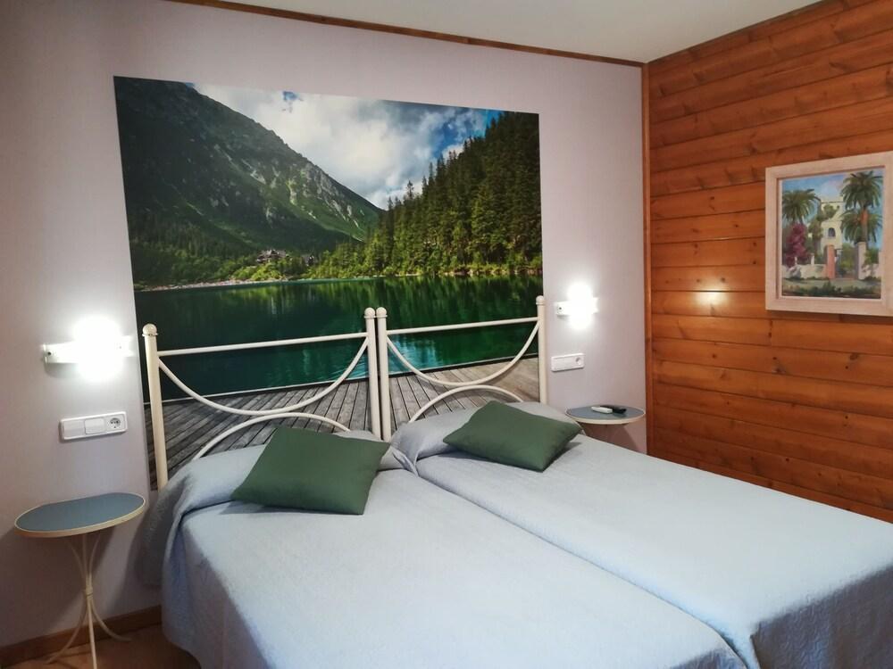 El Raco De La Pintora "Adults Only" Hotel Alberic Bagian luar foto