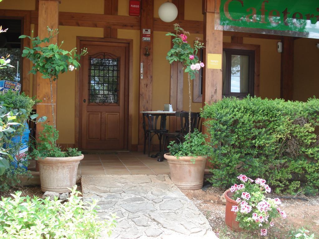 El Raco De La Pintora "Adults Only" Hotel Alberic Bagian luar foto