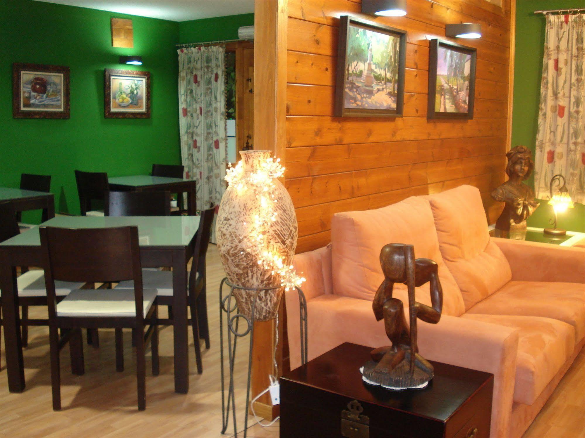 El Raco De La Pintora "Adults Only" Hotel Alberic Bagian luar foto