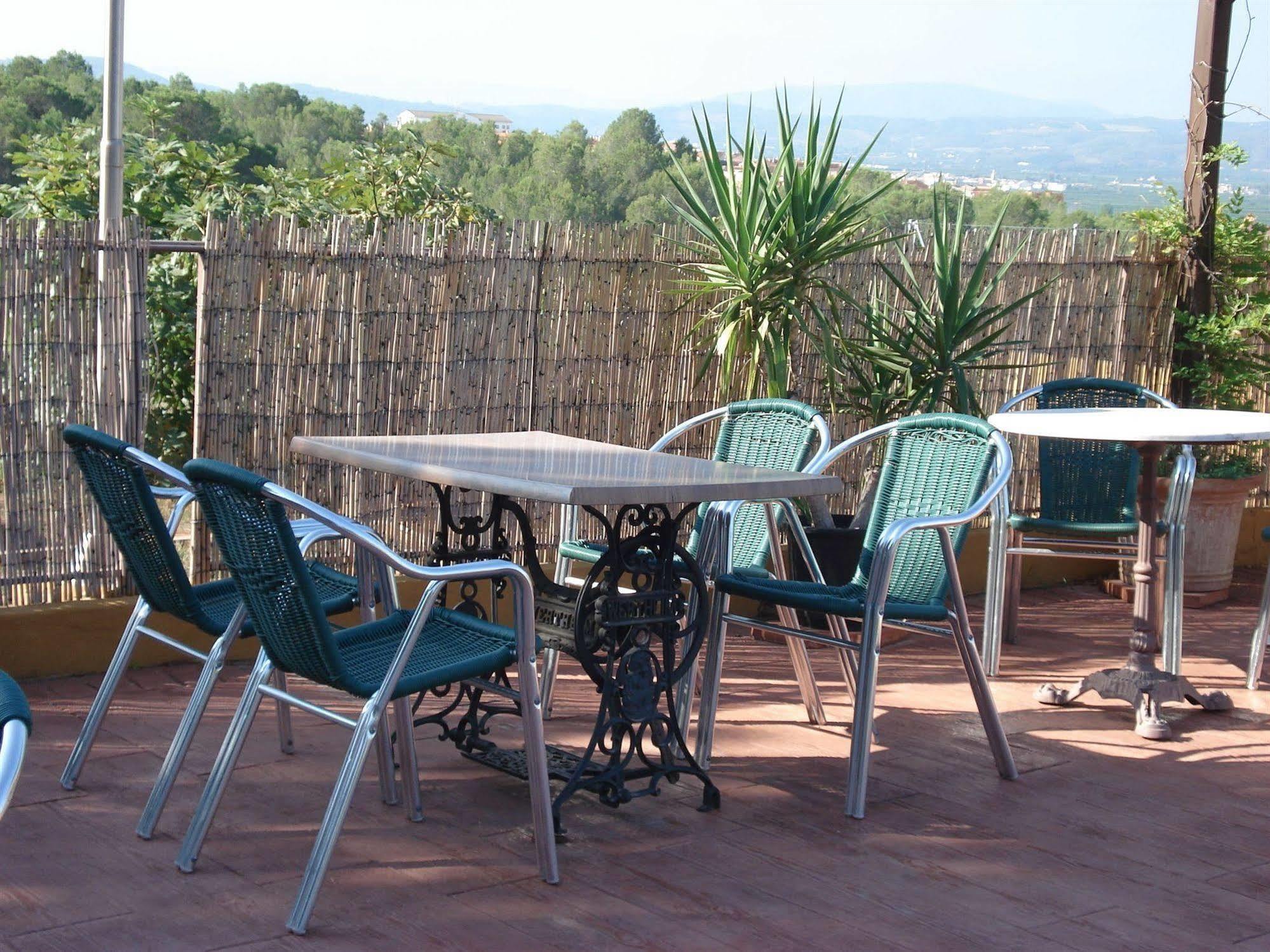 El Raco De La Pintora "Adults Only" Hotel Alberic Bagian luar foto