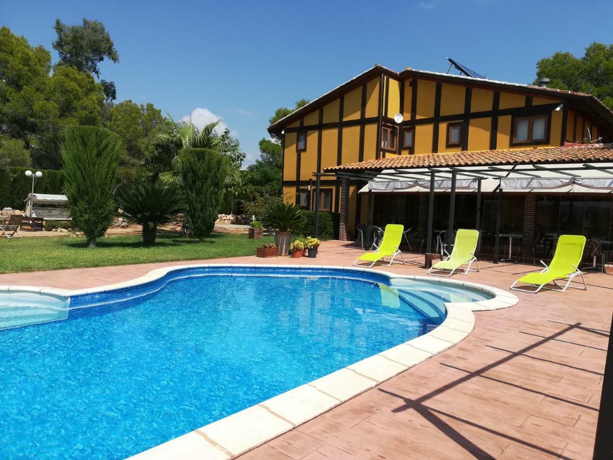 El Raco De La Pintora "Adults Only" Hotel Alberic Bagian luar foto
