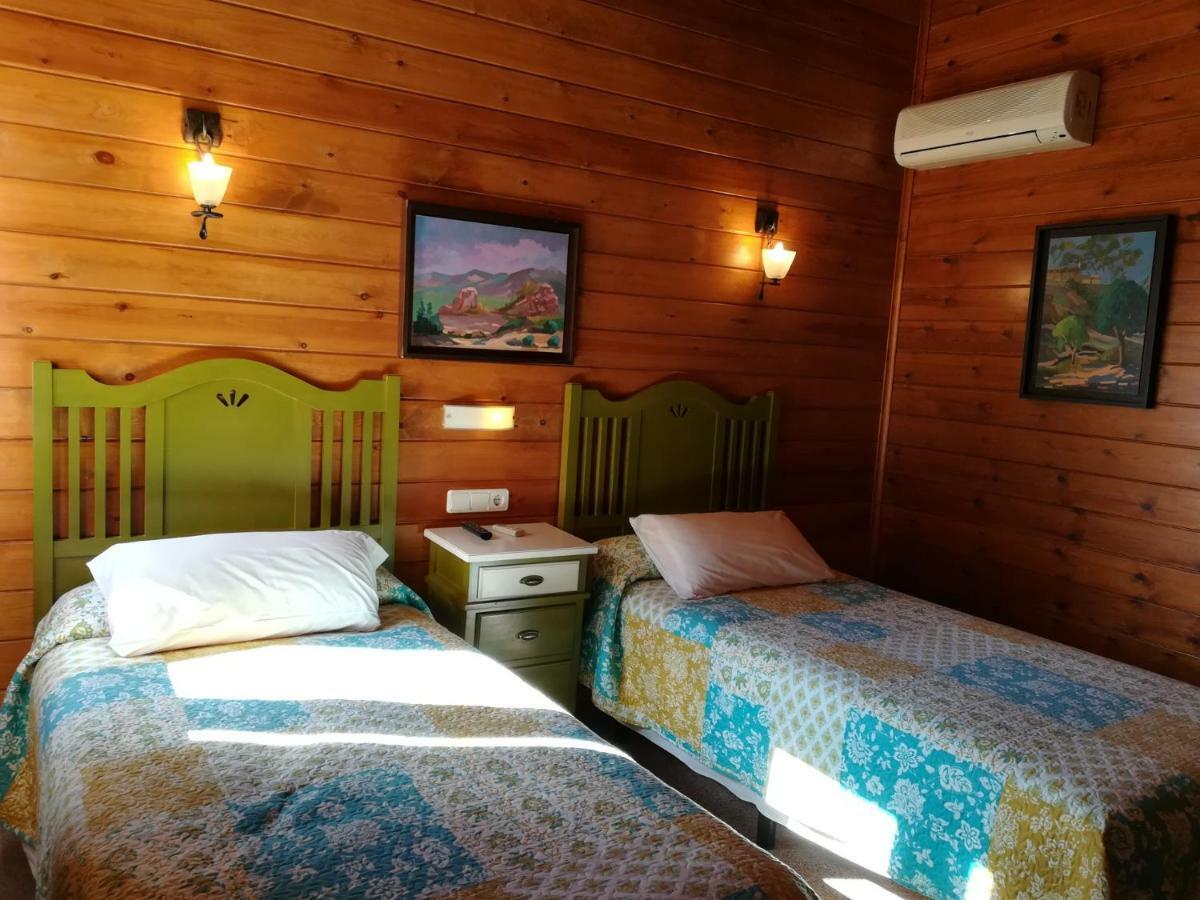 El Raco De La Pintora "Adults Only" Hotel Alberic Bagian luar foto