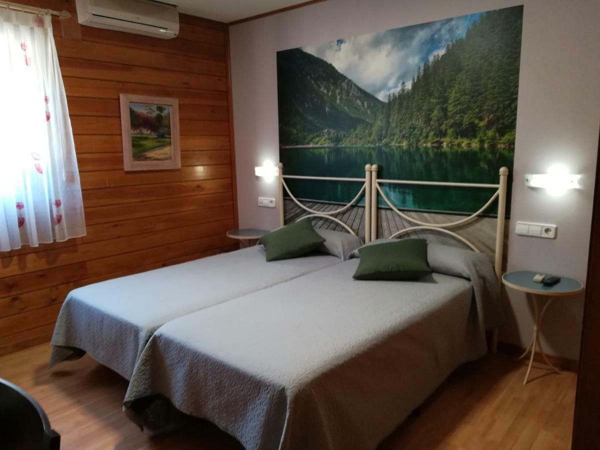 El Raco De La Pintora "Adults Only" Hotel Alberic Bagian luar foto